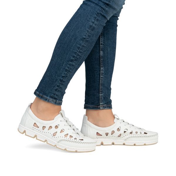 Жіночі літні туфлі Rieker 49956/80 білі натуральна шкіра фото