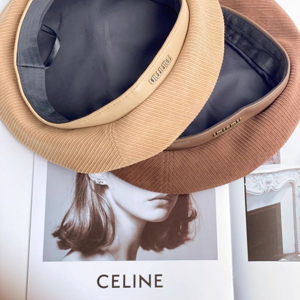 Жіночий вельветовий берет в японському стилі Fashion темно-бежевий 55-57 фото