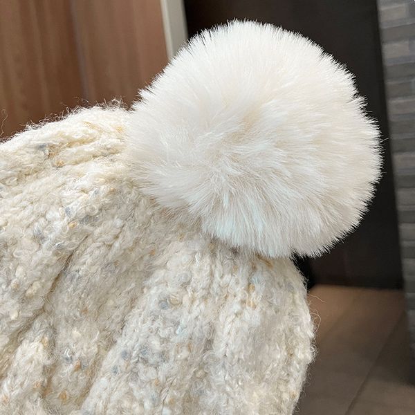 Зимова шапка Fashion Косички молочна 55-59 фото