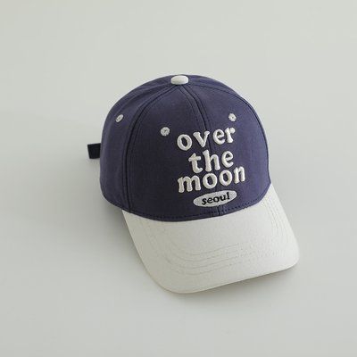 Дитяча бейсболка демісезонна Over the moon темно-синя 52-54 фото