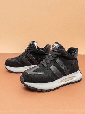 Утеплені жіночі кросівки черевики Fashion FD23772 чорні натуральна шкіра фото