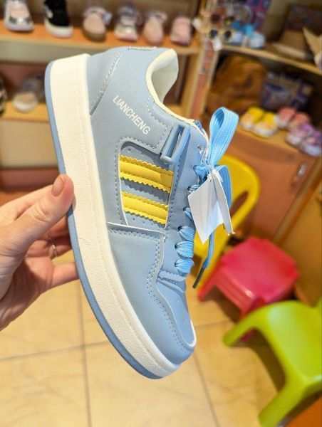 Кросівки підліткові Fashion B-18 блакитні 32-37 фото