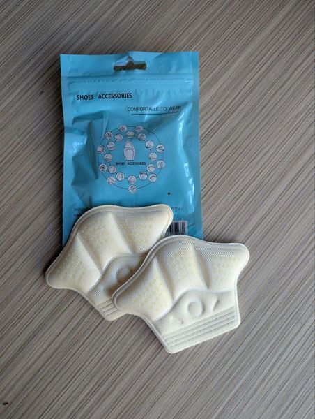 П'яткоутримувач HeelPatch вирізку молочний з силіконовими пухирцями фото