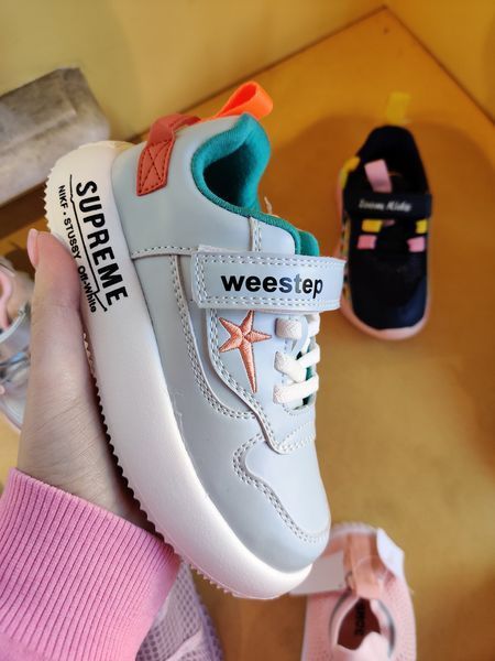 Кросівки для хлопчика Weestep 3060713 білі демісезонні фото