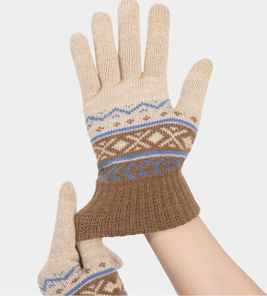Рукавички жіночі зимові Fashion К141 біло-сірі сенсорні фото